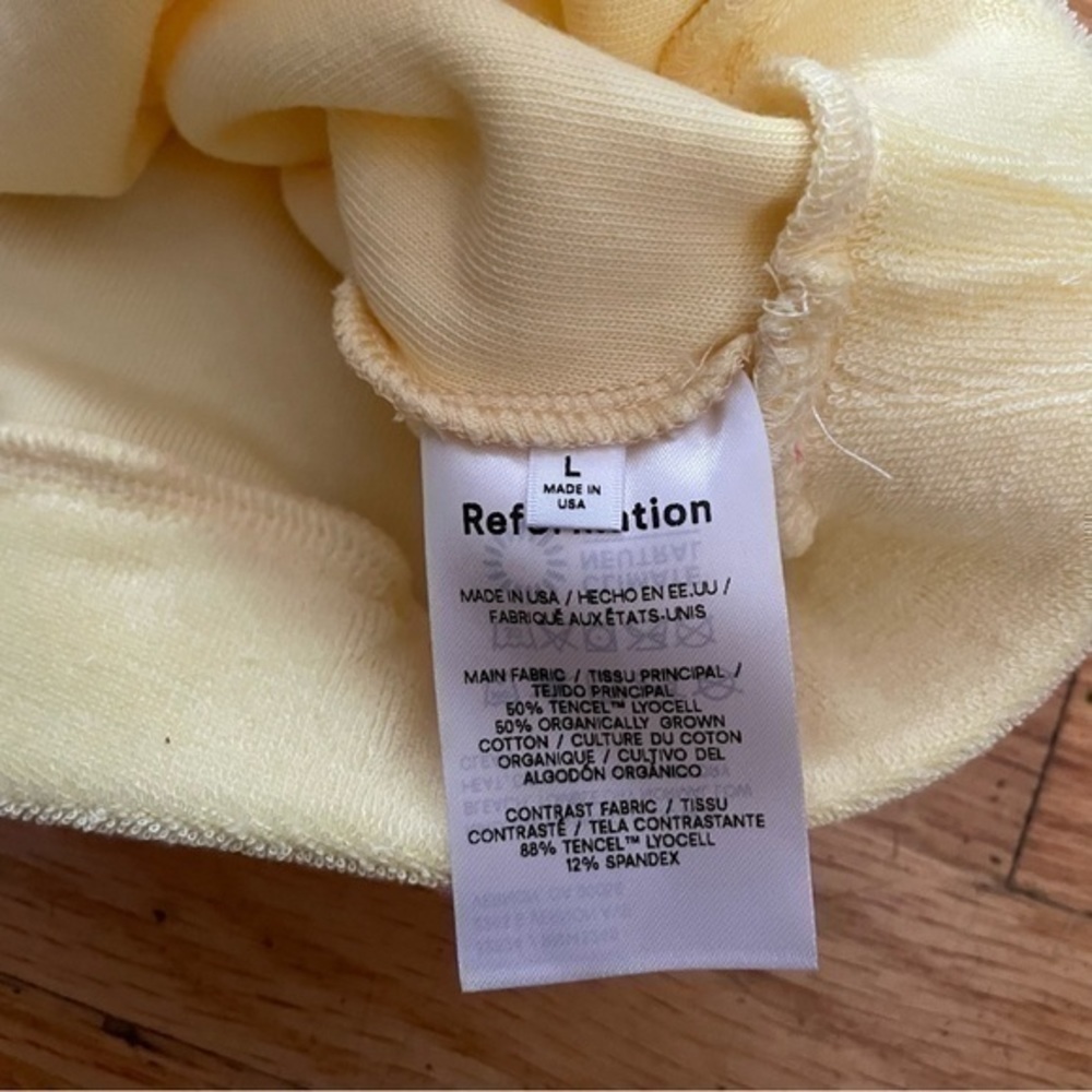 Reformation Two Piece Set Size Large - Picture 8 of 10
